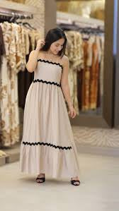 Vestido Largo con Aplique